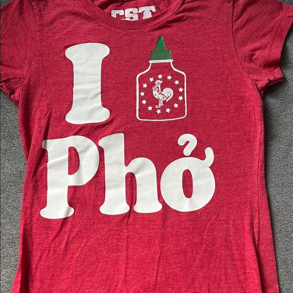 Red 'I Love Pho' Graphic T-Shirt